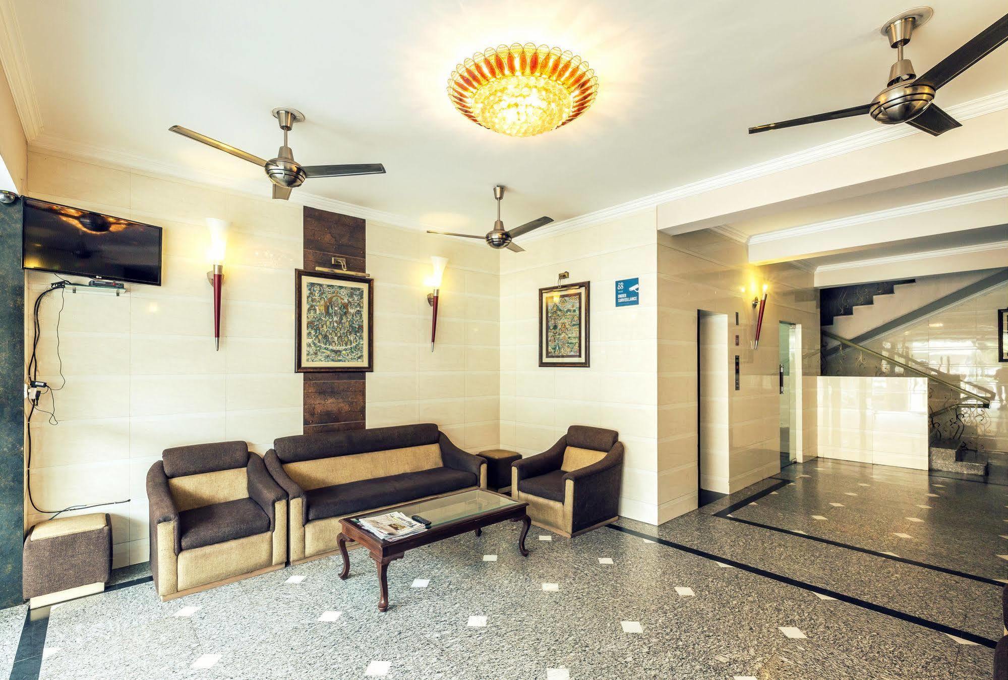 Zo Mi Road Hotel Jaipur
